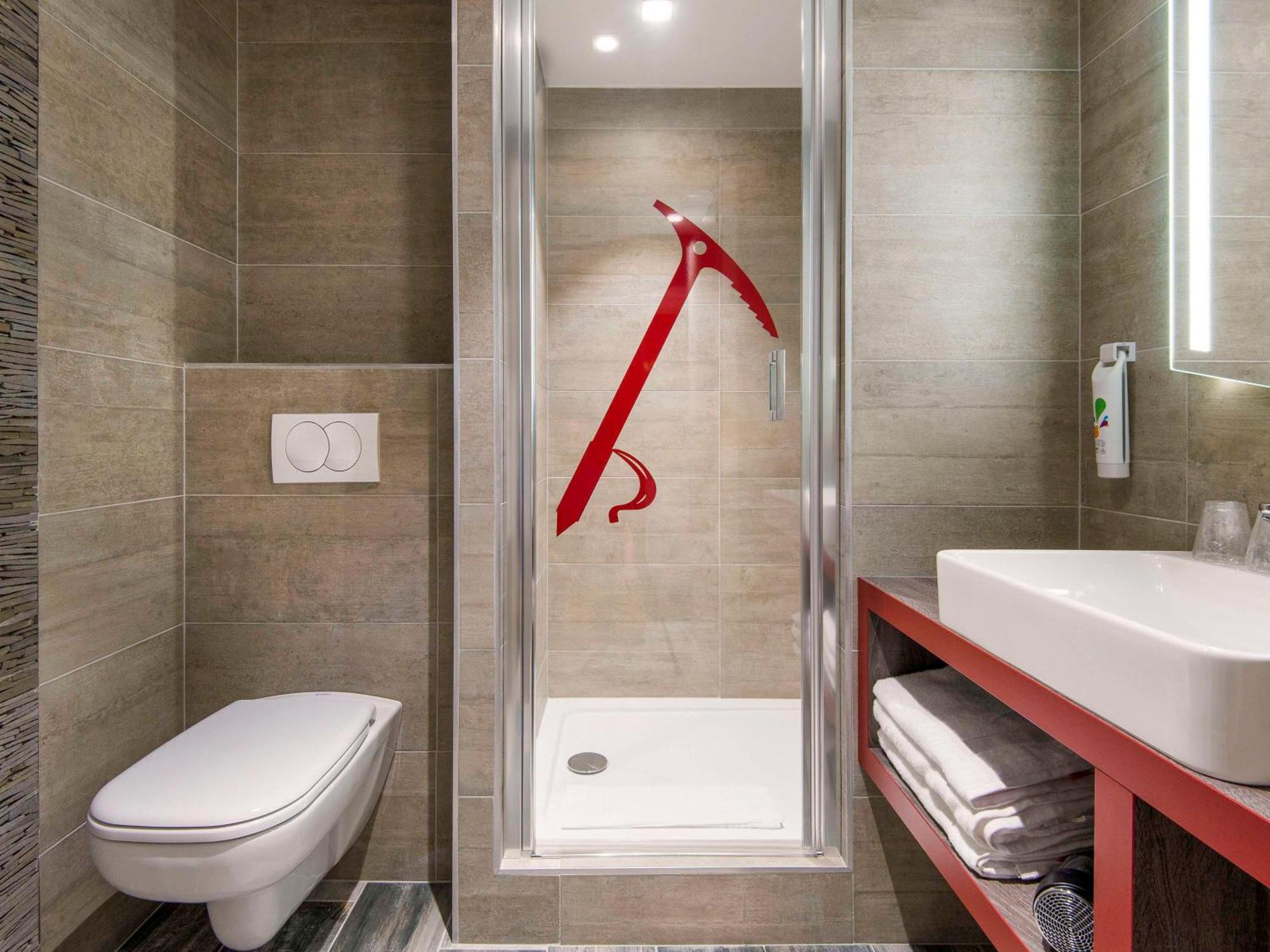 Ibis Styles Sallanches Pays Du Mont-Blanc Exterior foto